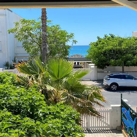 Apartment 2eme Ligne Vue Mer, 2 Chambres, Clim, Internet, Parking