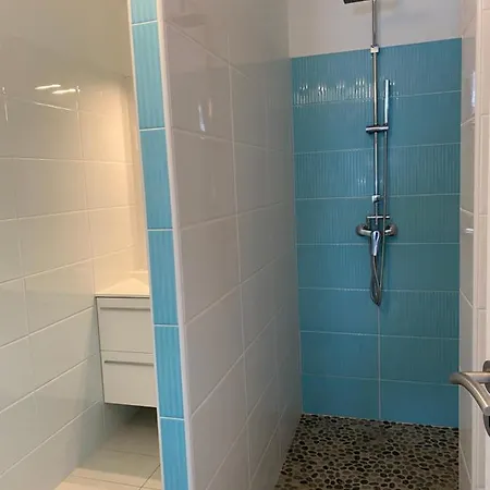 Apartment 2eme Ligne Vue Mer, 2 Chambres, Clim, Internet, Parking Palavas-les-Flots